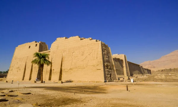 Świątynia Medinet Habu, Luxor, Egipt — Zdjęcie stockowe