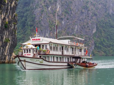 Halong Körfezi, Vietnam 