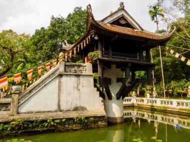 Hanoi, Vietnam 'daki Tek Sütun Pagoda manzarası 