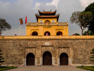 Hanoi, Vietnam 'daki Thang Long İmparatorluk Kalesi manzarası   