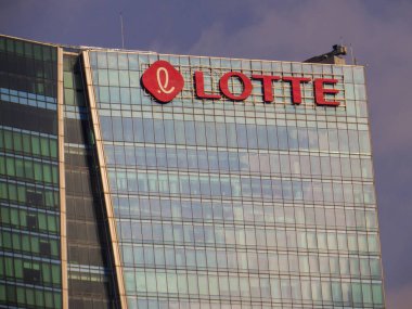 Hanoi, Vietnam - 19 Aralık 2019: Lotte Center manzarası. 