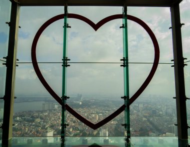 Hanoi, Vietnam - 19 Aralık 2019: Lotte Center Gözlem Güvertesinden şehir hava görüntüsü.