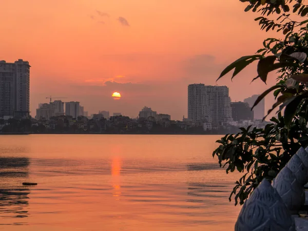 Puesta Sol Lago Oeste Hanoi Vietnam — Foto de Stock