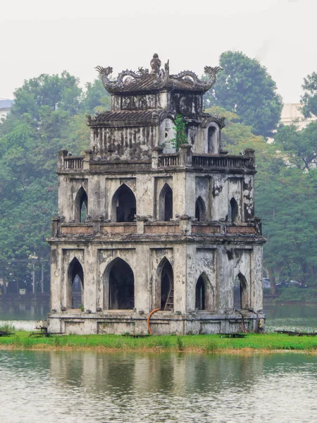 Hanoi Vietnam Daki Hoan Kiem Gölü Ndeki Turist Kulesi Manzarası — Stok fotoğraf