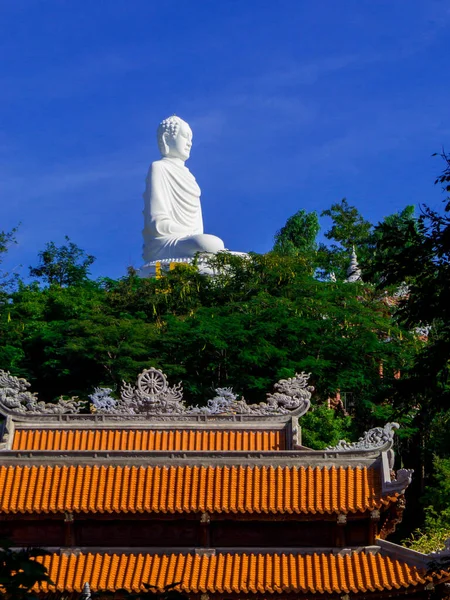 View Long Son Pagoda Big Buddha Statue Nha Trang Vietnam — Stock Photo, Image