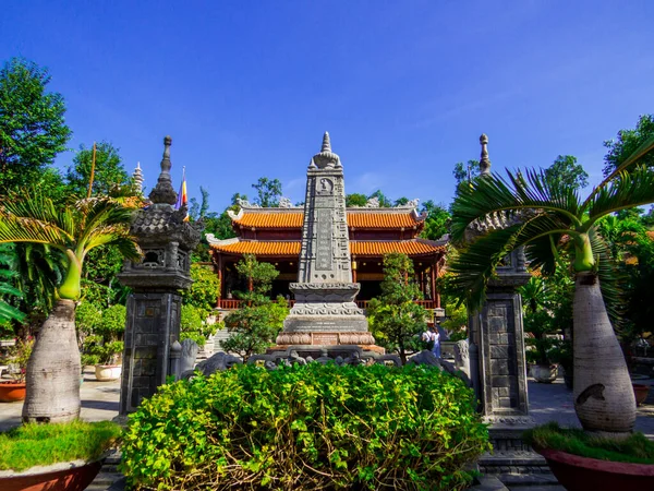 Long Son Pagoda Nha Trang Vietnam — Stock Photo, Image
