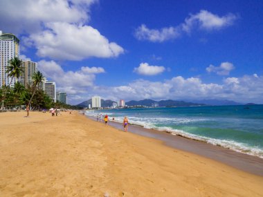 Nha Trang, Vietnam - 21 Aralık 2019 Long Beach manzarası.