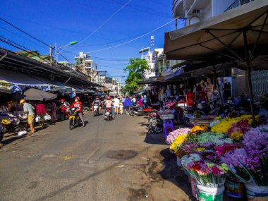 Nha Trang, Vietnam - 23 Aralık 2019 Vininci Lunaparkındaki Kuğular.
