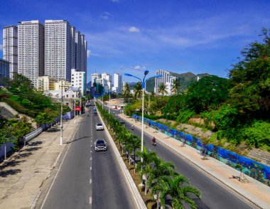 Nha Trang, Vietnam - 23 Aralık 2019 Vininci Lunaparkındaki Kuğular.