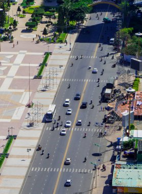 Nha Trang, Vietnam - 24 Aralık 2019: Şehir merkezinde sokak manzarası.
