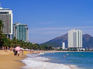 Nha Trang, Vietnam - 26 Aralık 2019 Long Beach manzarası. 