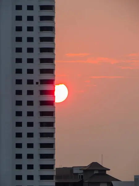 日落在泰国帕塔亚Jomtien — 图库照片