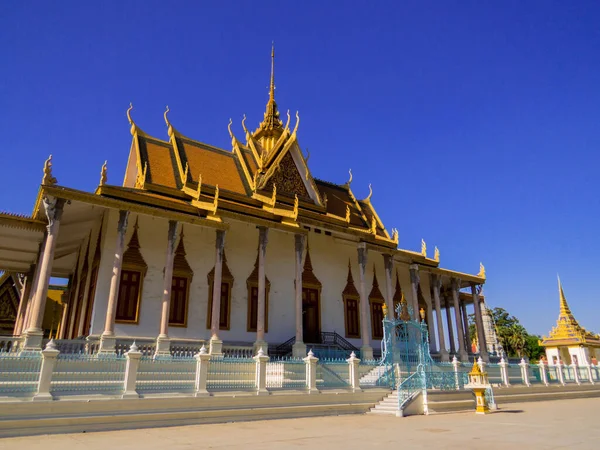 柬埔寨金边皇家宫的景观 — 图库照片