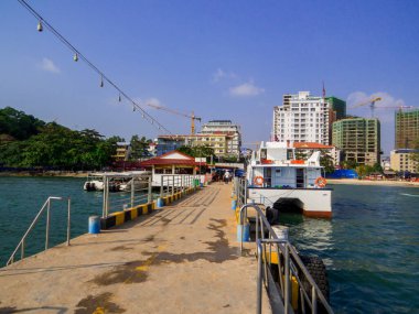 Sihanoukville, Kamboçya - 14 Ocak 2020: Serendipity Rıhtımı.