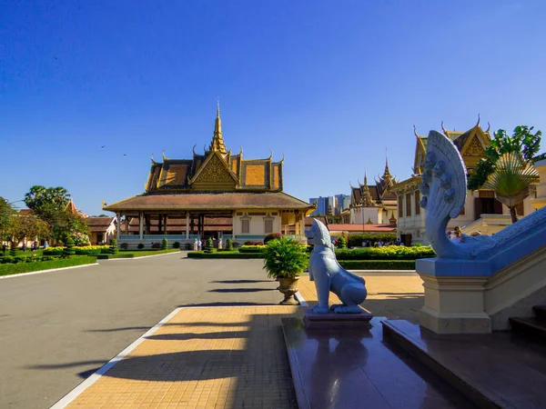 Phnom Penh Camboya Enero 2020 Vista Del Palacio Real —  Fotos de Stock