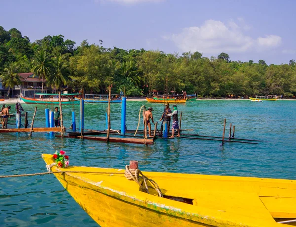 Koh Rong Cambodia January 2020 People Working Building New Pier — Stock Photo, Image