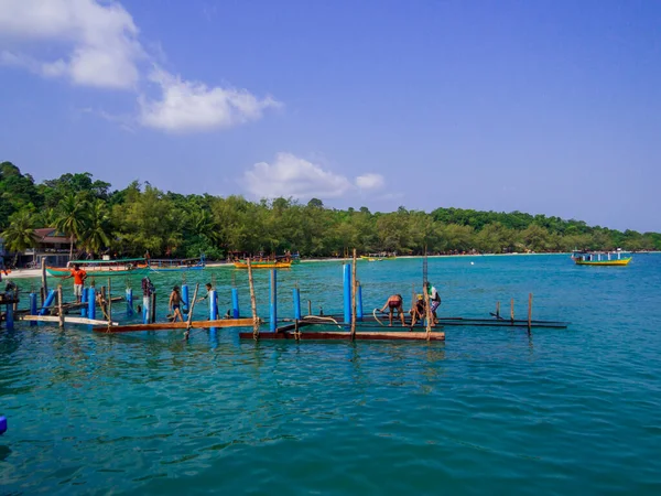 Koh Rong Cambodia January 2020 People Working Building New Pier — Stock Photo, Image