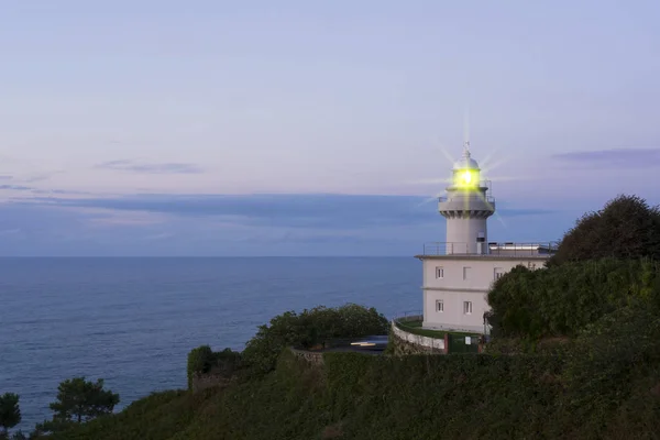 Światła nawigacyjne, Latarnia morska w San Sebastian — Zdjęcie stockowe