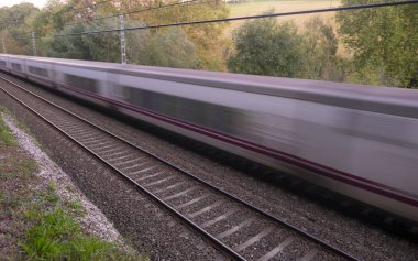 Bulanık tren çalıştıran.