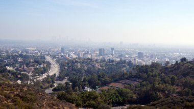 Los Angeles, California - 11 Ekim 2014: Hollywood Bowl ve Downtown La görünümünü