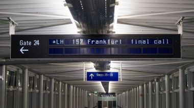 Frankfurt'a Leipzig gelen Lufthansa uçağı için son çağrı