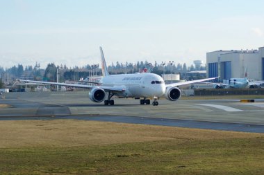 Everett, Washington, Amerika Birleşik Devletleri - 26 Ocak 2017: yepyeni Japonya Havayolları Boeing 787-9 Msn 34843, kayıt Ja867j astar bir test için kalkış için uçuş Snohomish County Airport veya Paine Field