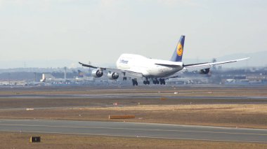 Frankfurt, Almanya - 28 Şubat 2015: Lufthansa Boeing 747 - Msn 37829 - D-Abyd, Mecklenburg-Vorpommern Frankfurt Uluslararası Havaalanı Fra açılış adlandırılan. Ünlü ve güçlü uçak