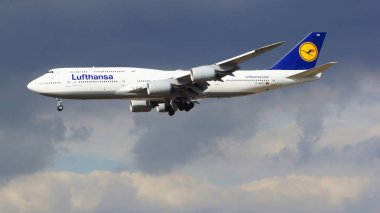 Frankfurt, Almanya - 28 Şubat 2015: Lufthansa Boeing 747 - Msn 37829 - D-Abyd, Mecklenburg-Vorpommern Frankfurt Uluslararası Havaalanı Fra açılış adlandırılan. Ünlü ve güçlü uçak