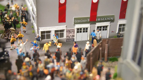 Hamburg, deutschland - 8. März 2014: miniatur wunderland ist eine modellbahnattraktion und das größte seiner art weltweit — Stockfoto