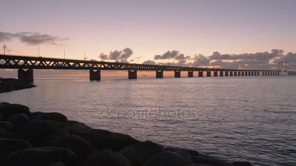 Oresundsbron at sunset. — Stock Video