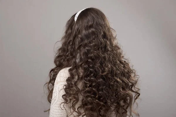 Cabeça de mulher com cabelo — Fotografia de Stock