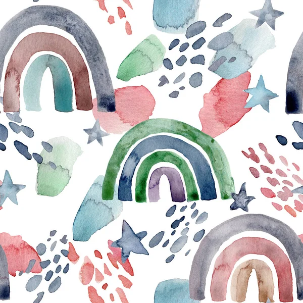 Aquarel naadloos patroon met veelkleurige regenbogen, wolken en sterren. Met de hand geschilderde natuurlijke fenomeen illustraties geïsoleerd op witte achtergrond. Voor ontwerp, bedrukking, stof of ondergrond. — Stockfoto
