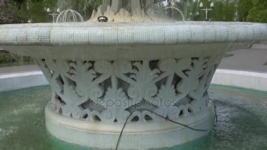 Antik çeşme Gorki Parkı, Moskova, Rusya Federasyonu,