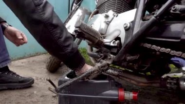 motor yağı motosiklet değiştirmek