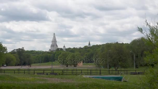 Kolomenskoye Katedrála kostel Nanebevstoupení Páně — Stock video