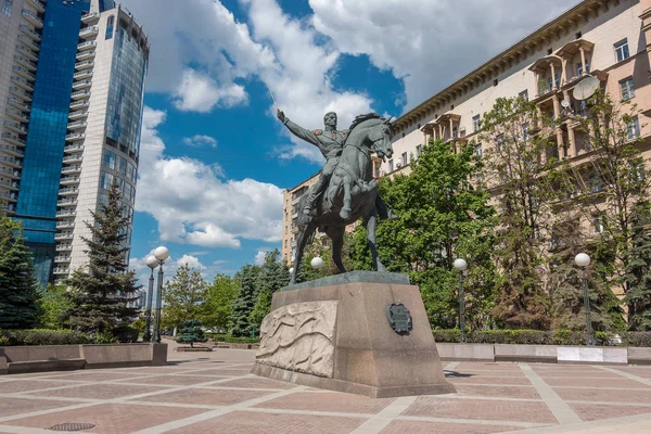 Памятник Багратиону на Кутузовском проспекте . — стоковое фото