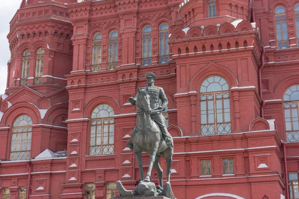 RÚSSIA, MOSCOW, 8 DE JUNHO DE 2017: Marshal Zhukov monumento . — Fotografia de Stock