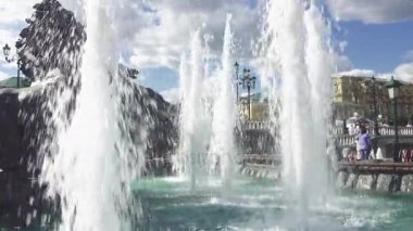 Moskova, Rusya - 28 Haziran 2017: Çeşme Cascade, Moskova Alexander Bahçe