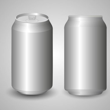 Tasarımınız için boş düzen görüntüsü. Ambalaj tasarımı. Şişe su damla ile. Resimde kadar alay et. Gazlı su kıyısında. Lezzetli içecek, can limonata veya bira.