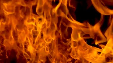 Alev. Yangın. Arka plan. Ağır çekim