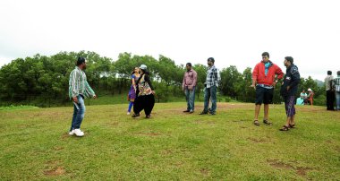 Kodaikanal, Hindistan - 30 Haziran 2015: noktalar çekim Hintli sinema