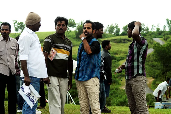 Kodaikanal, Hindistan - 30 Haziran 2015: Film ekibi çekim konum film