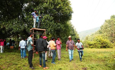 Kodaikanal, Hindistan - 21 Haziran 2016: Film ekibi çekim konum film.