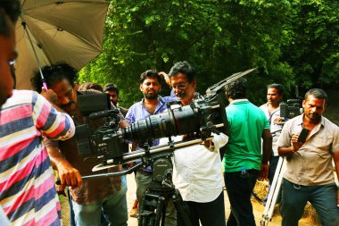 Kodaikanal, Hindistan - 30 Haziran 2015: Film ekibi çekim konum film