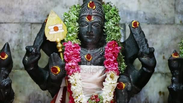 Sebuah Patung Dewa Murugan Dewi Hindu Eksterior Kuil Hindu Tradisional — Stok Video