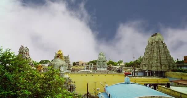 Ινδουιστικό Ναό Εξωτερικό Πυροβολισμό Time Lapse Σύννεφα Που Περνούν Πάνω — Αρχείο Βίντεο