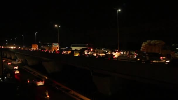 Hora punta de la ciudad ocupada en la noche, Chennai, India . — Vídeos de Stock