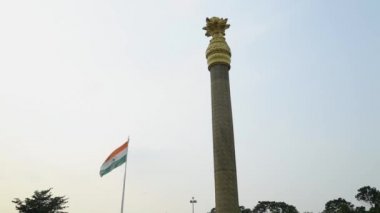 Hint bayraklı savaş anıtları Chennai, Rajiv Gandhi Memorial - Rajiv Gandhi, Hindistan eski başbakanı