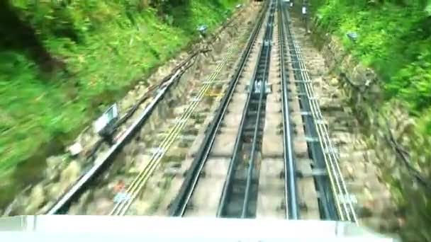 POV time-lapse van Penang Hill rit in de kabelbaan, Georgetown, Maleisië. — Stockvideo