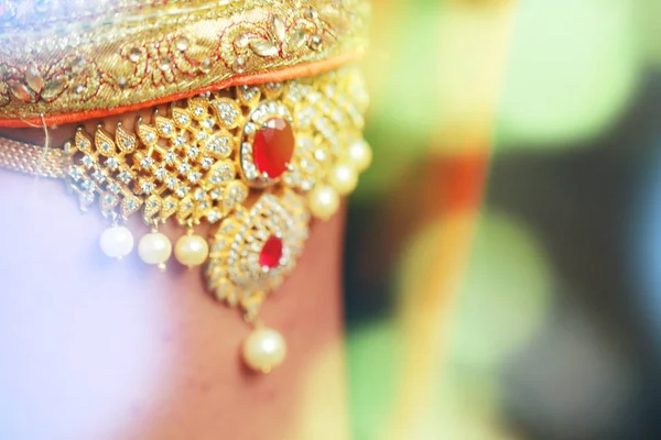 Joyería de maquillaje de boda india para novia — Foto de Stock